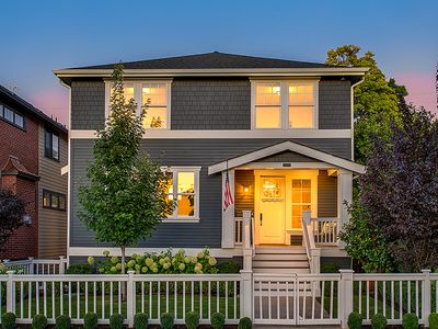 2328 McGilvra Blvd E, Seattle, WA, 98112