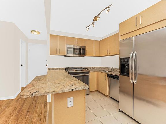 4th image of 1155 Warburton Ave APT 12Y