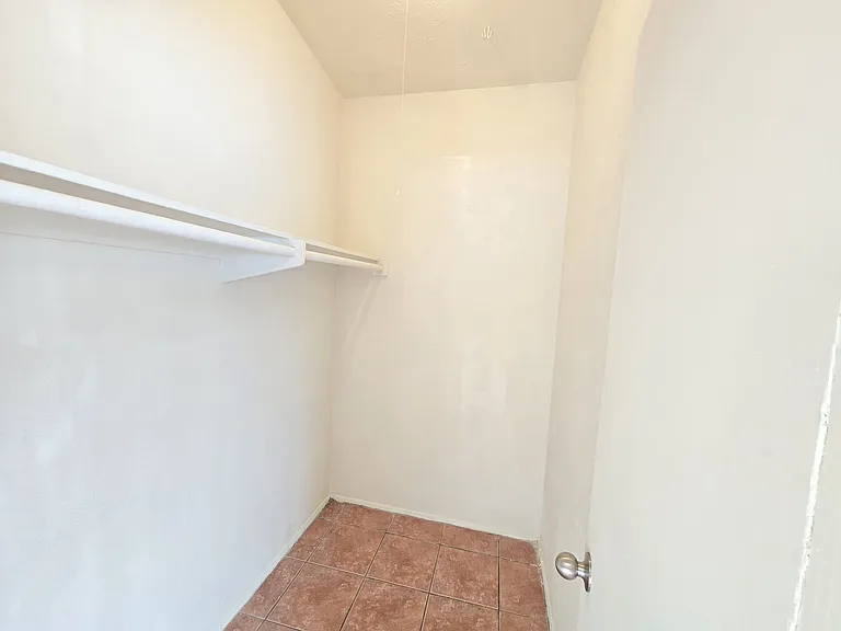 6637 E Cheery Lynn Rd #A — Photo 18
