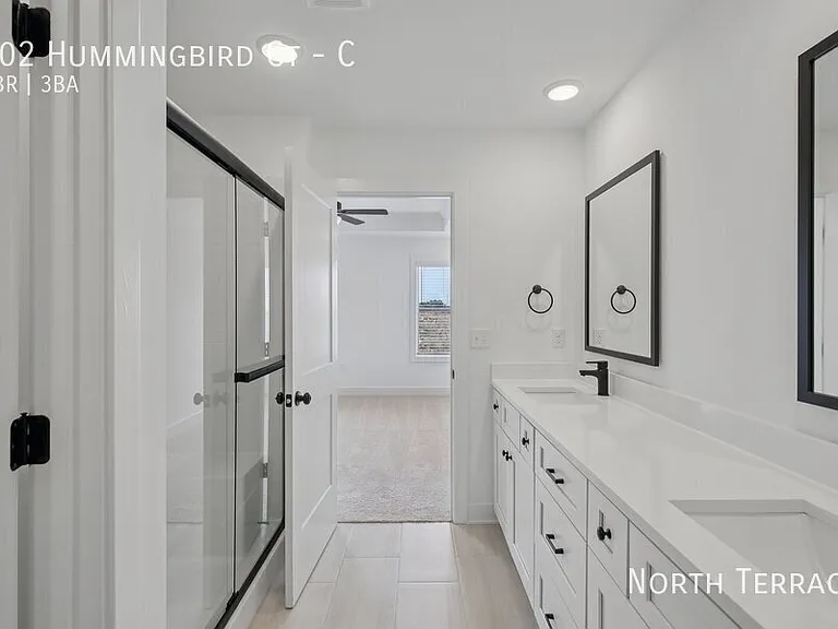 Fairview Crossing Townhomes — Photo 105