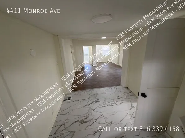 4411 Monroe Ave, Kansas City, MO 64130