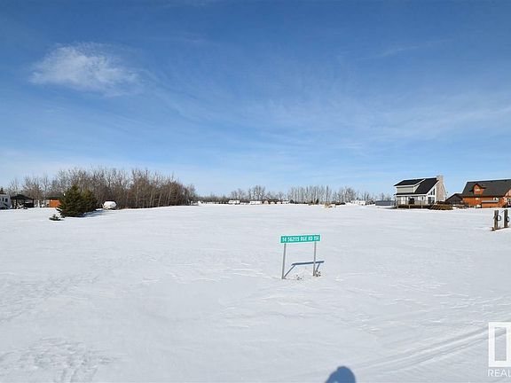 4th image of 14 Range Road 114 #562115