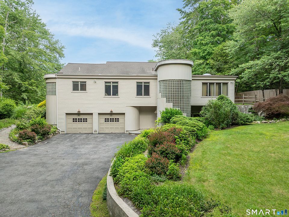 1st image of 511 Hunting Ridge Road