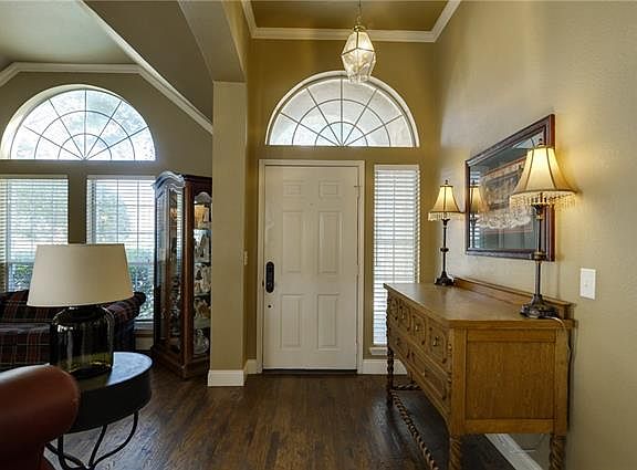 2nd image of 4617 Gardenia Way