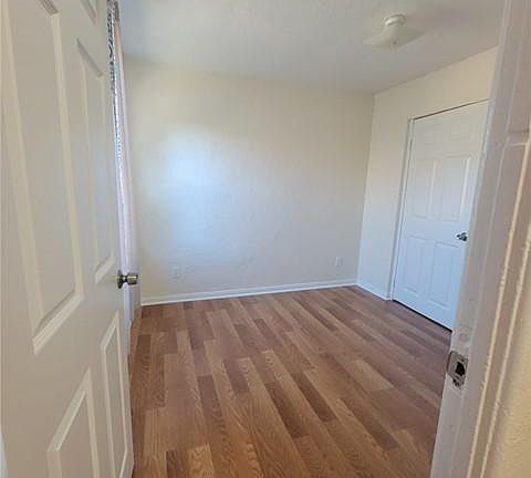 5th image of 25366 4th St