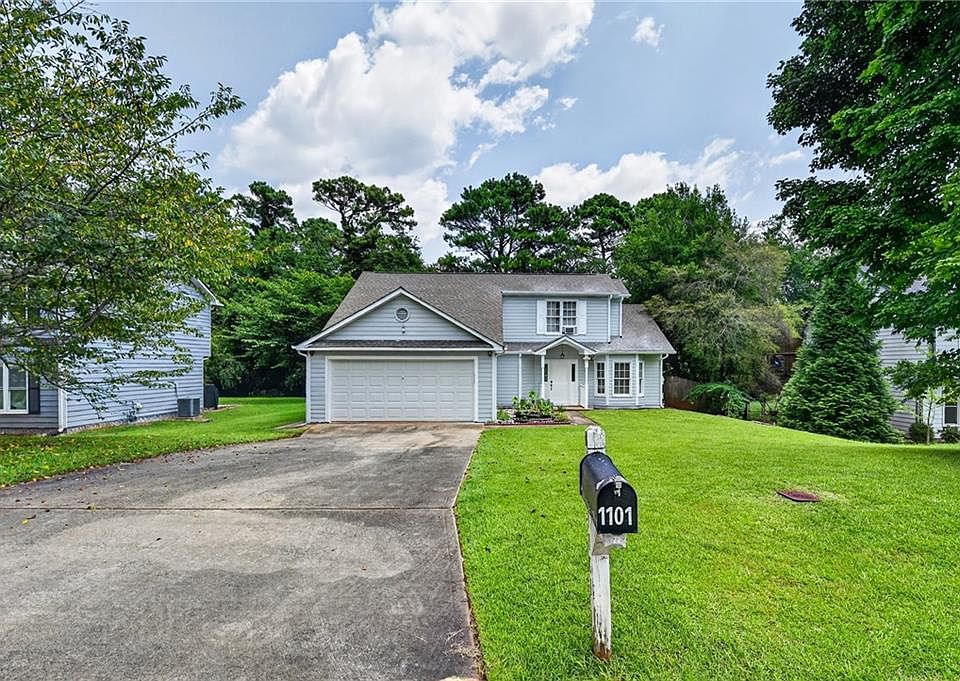 1st image of 1101 Appian Way