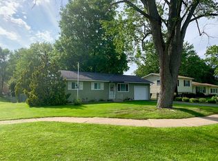 804 Jefferson St, Three Rivers, MI 49093