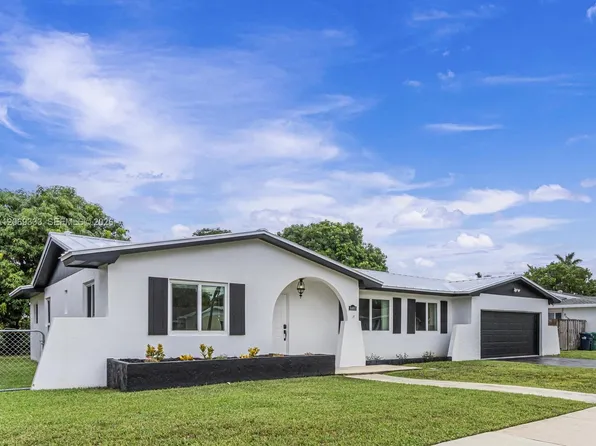 8460 SW 201st St, Cutler Bay, FL 33189