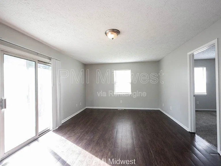 3281 Cherry Lake Ln — Photo 11