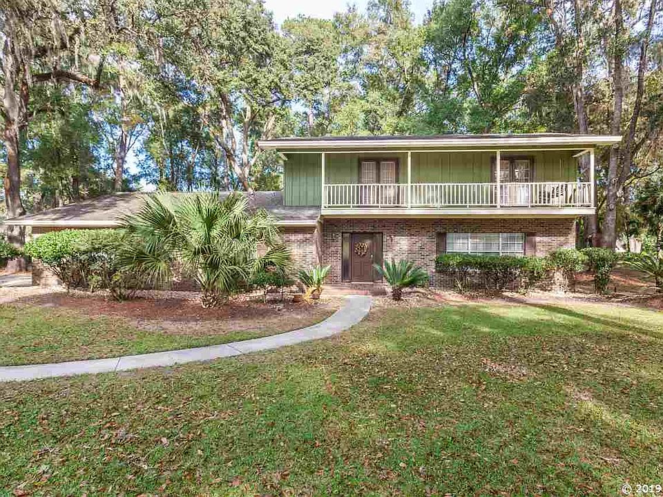 1st image of 11315 Creek Dr