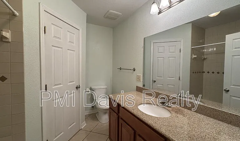 2543 Holly Point Rd W — Photo 16