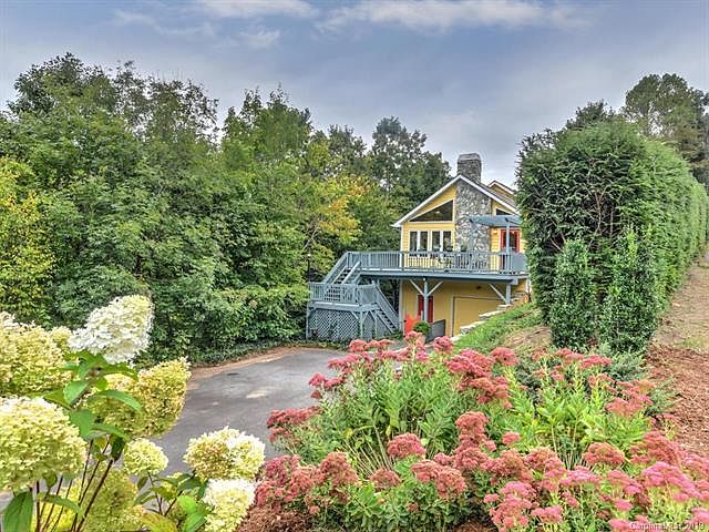 1st image of 112 Elm Dr