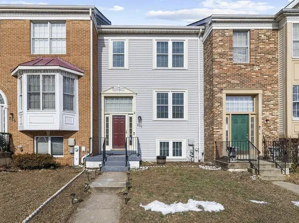 251 Saint Michaels Cir, Odenton, MD 21113