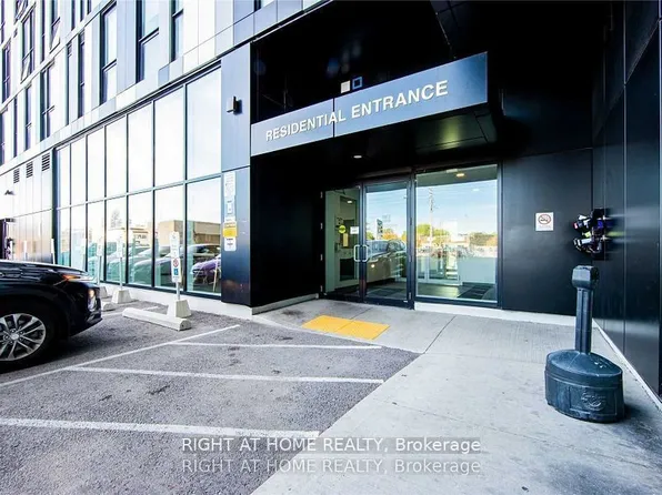 1900 Simcoe St N, Oshawa, ON