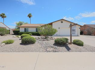 1101 E Kerry Ln, Phoenix, AZ 85024