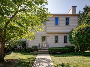 5 Somerset Hills Ct, Bernardsville, NJ 07924