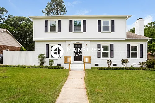 6000 Farm Pond Ln Photo 1