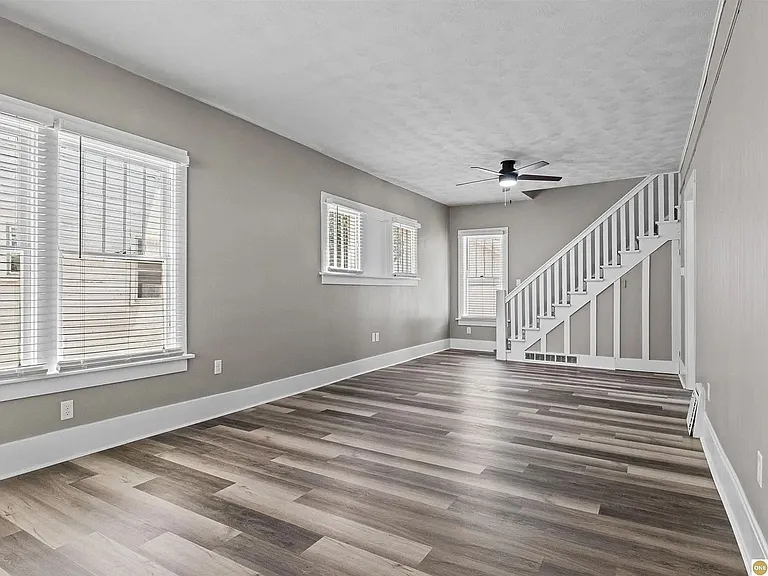 823 N H St — Photo 4
