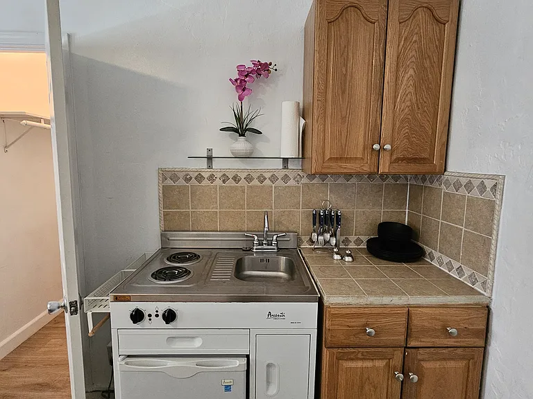 Silverlake Towers — Photo 38