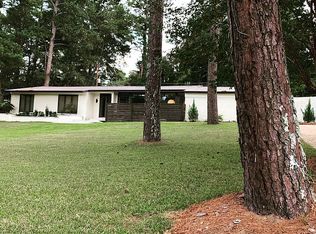 1727 Meadowbrook Rd, Jackson, MS 39211