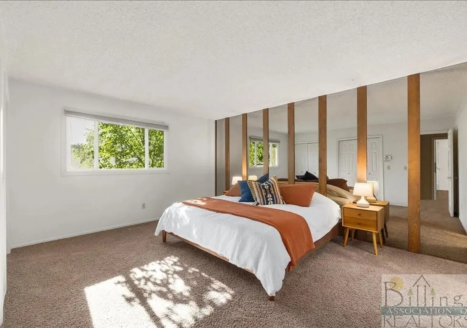 Beautiful 4 bedroom Home for RENT-Move in ready! — Photo 3