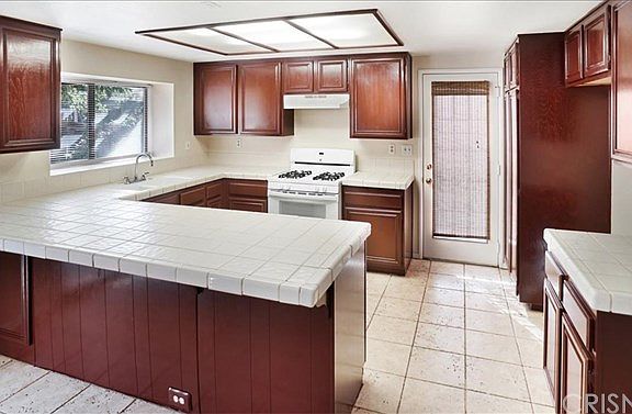 4th image of 4100 E Avenue Q11