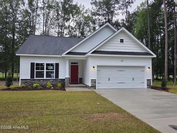 908 Rialto Lane, Ayden, NC 28513