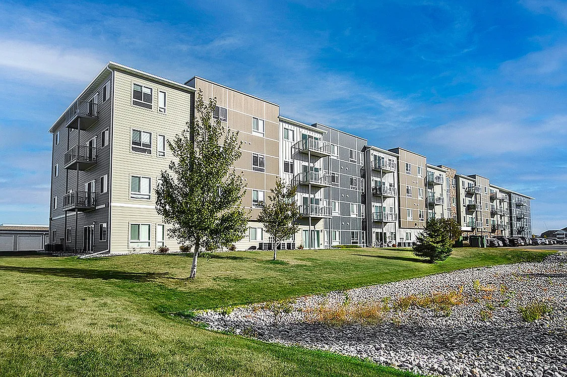 Stone Creek Apartments — Photo 1
