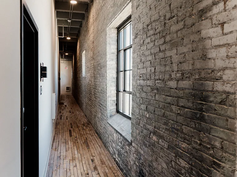 Maxwell Lofts — Photo 28