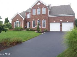 8200 Hortonia Point Dr, Millersville, MD 21108