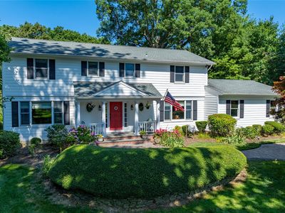 7 Rough Riders Court, Cold Spring Harbor, NY, 11724