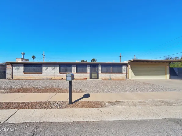 8509 E Louise Dr, Tucson, AZ 85730
