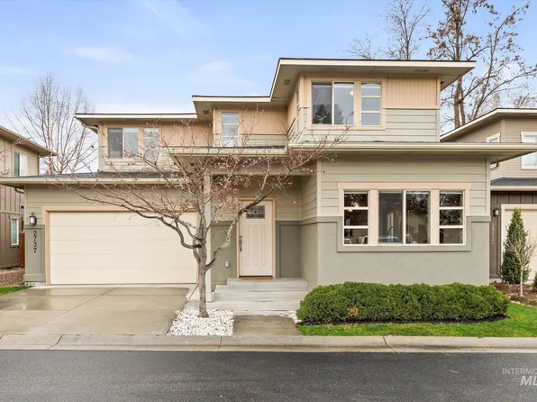 2737 E Humboldt Ln, Boise, ID 83706