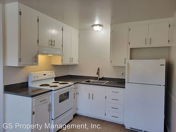 2nd image of 4047 Hamilton Ave #F2