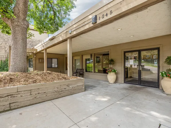 Huntington Park, 1245 Shakopee Ave E APT 230, Shakopee, MN 55379