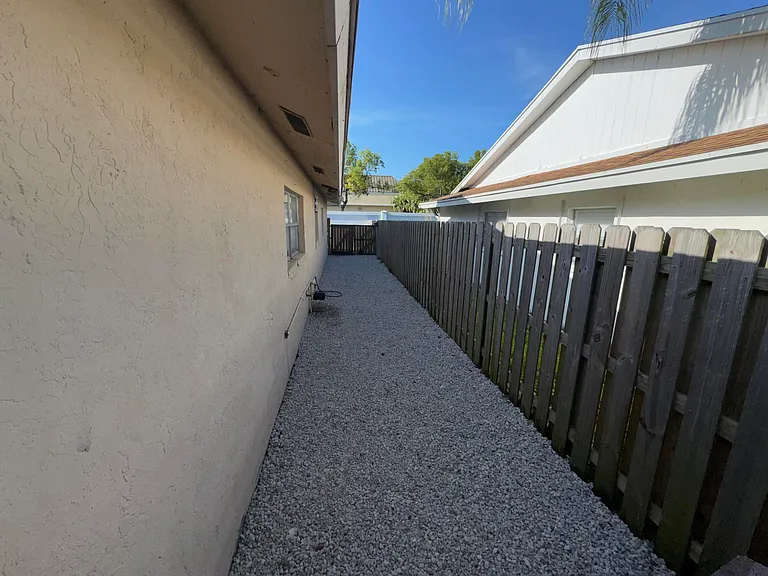 3856 Van Cott St #3856 — Photo 33