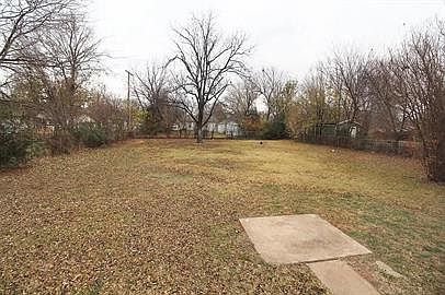 2nd image of 4609 SE 26th St
