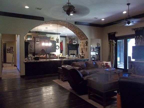 5th image of 334 Lea Dr #1