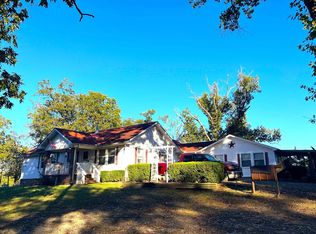 7029 Penguin Rd, Gilmer, TX 75645