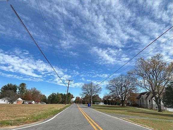 4th image of 12890 Triadelphia Rd