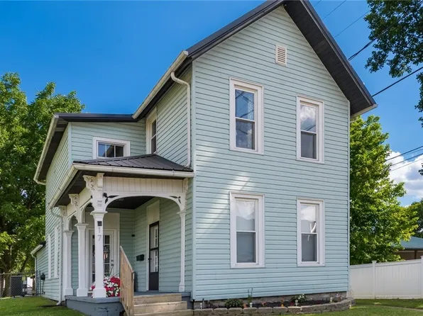 17 E Oak St, Newark, OH 43055