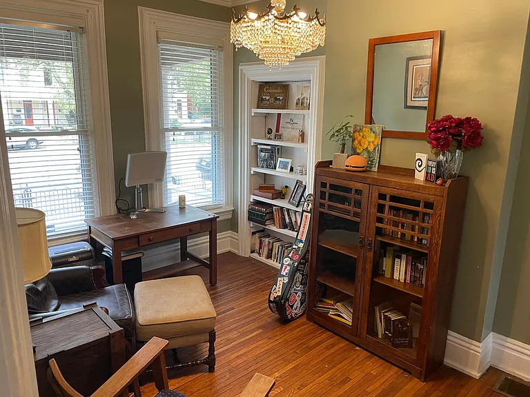 141 Warren St — Photo 4