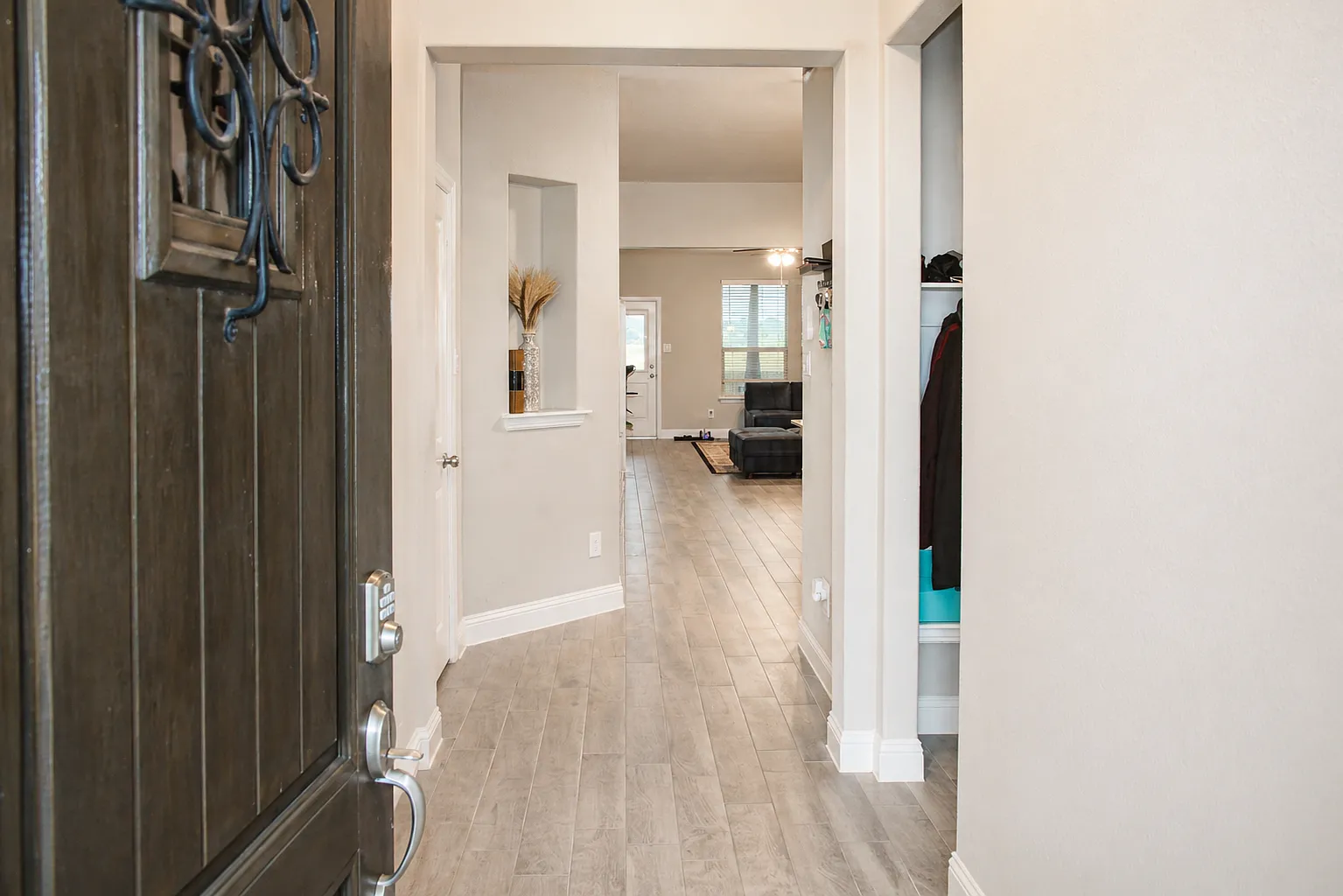 3017 Lionsgate Dr — Photo 2