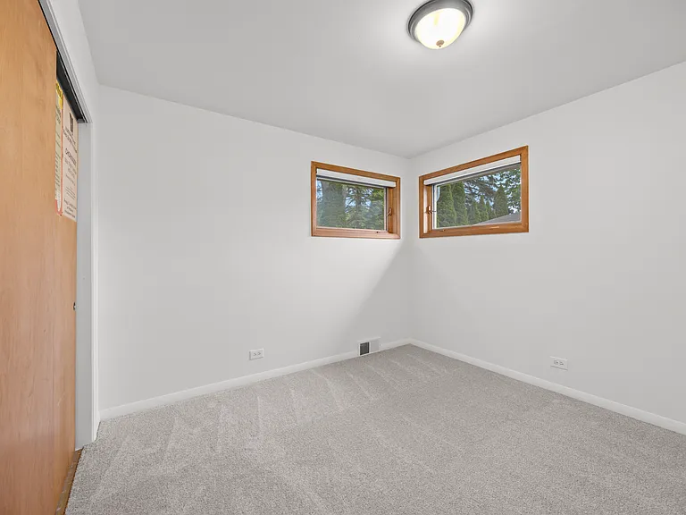 934 Yale St — Photo 21