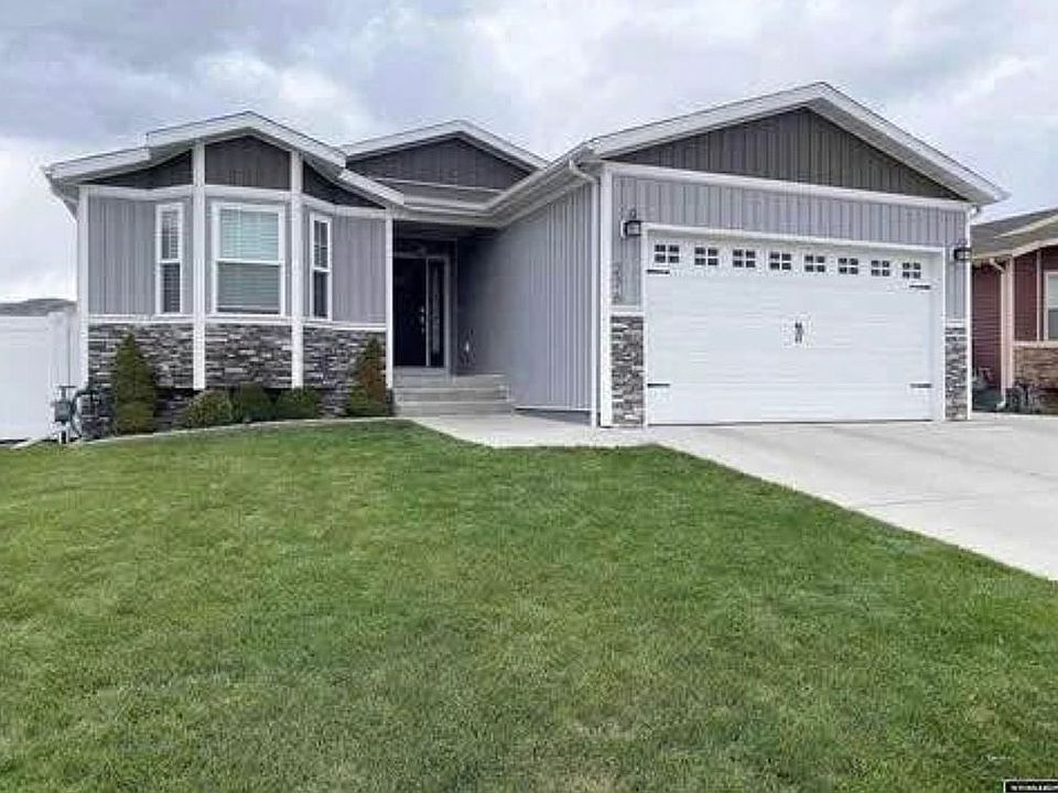 1st image of 276 Sheep Creek Dr