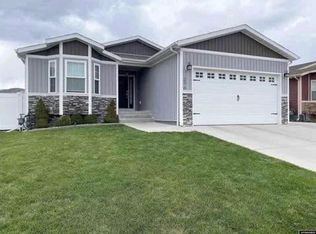 276 Sheep Creek Dr, Rock Springs, WY 82901