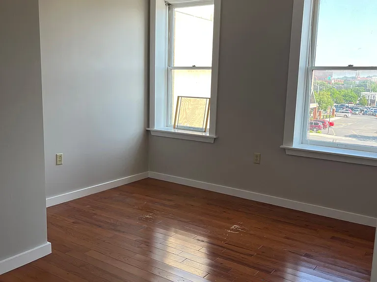 131 E Water St #304 — Photo 7
