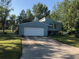 417 37th Ave S, Moorhead, MN 56560
