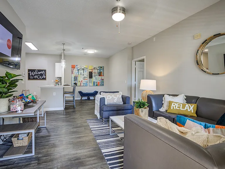 Campus Edge — Photo 10