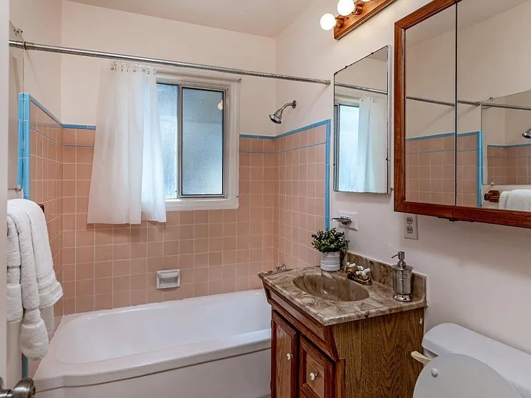 516 Jackson Ave #A — Photo 9